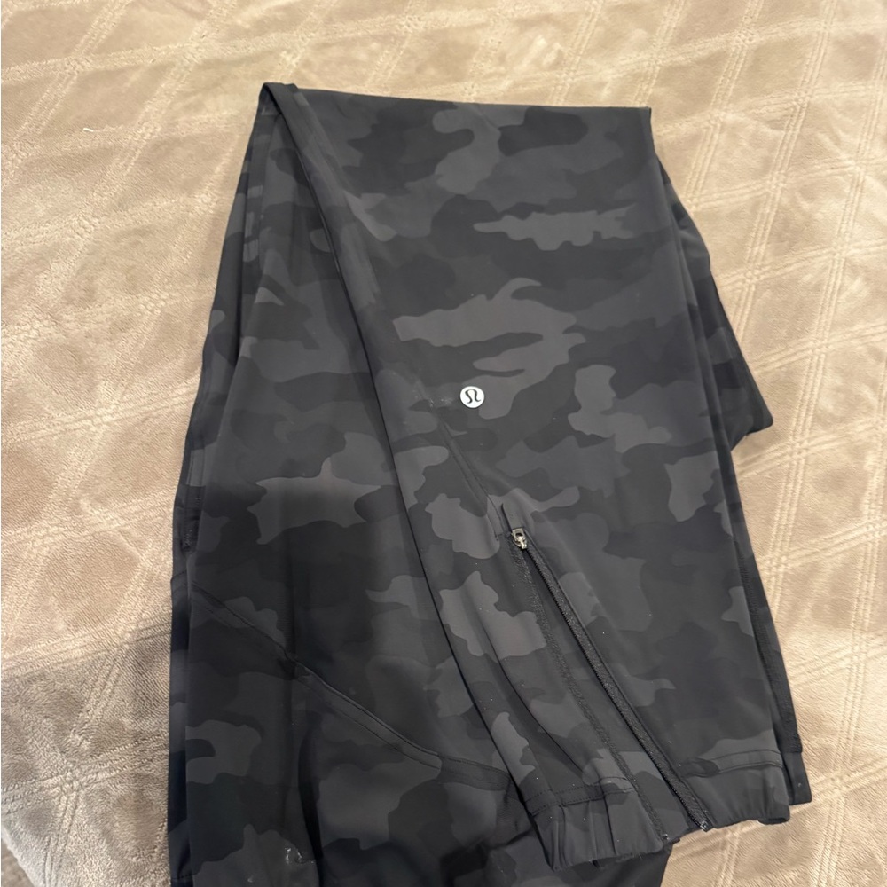 Lululemon Black Camo Adapted State High Rise